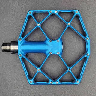 Fishnet Lite 2025 Titanium Axle